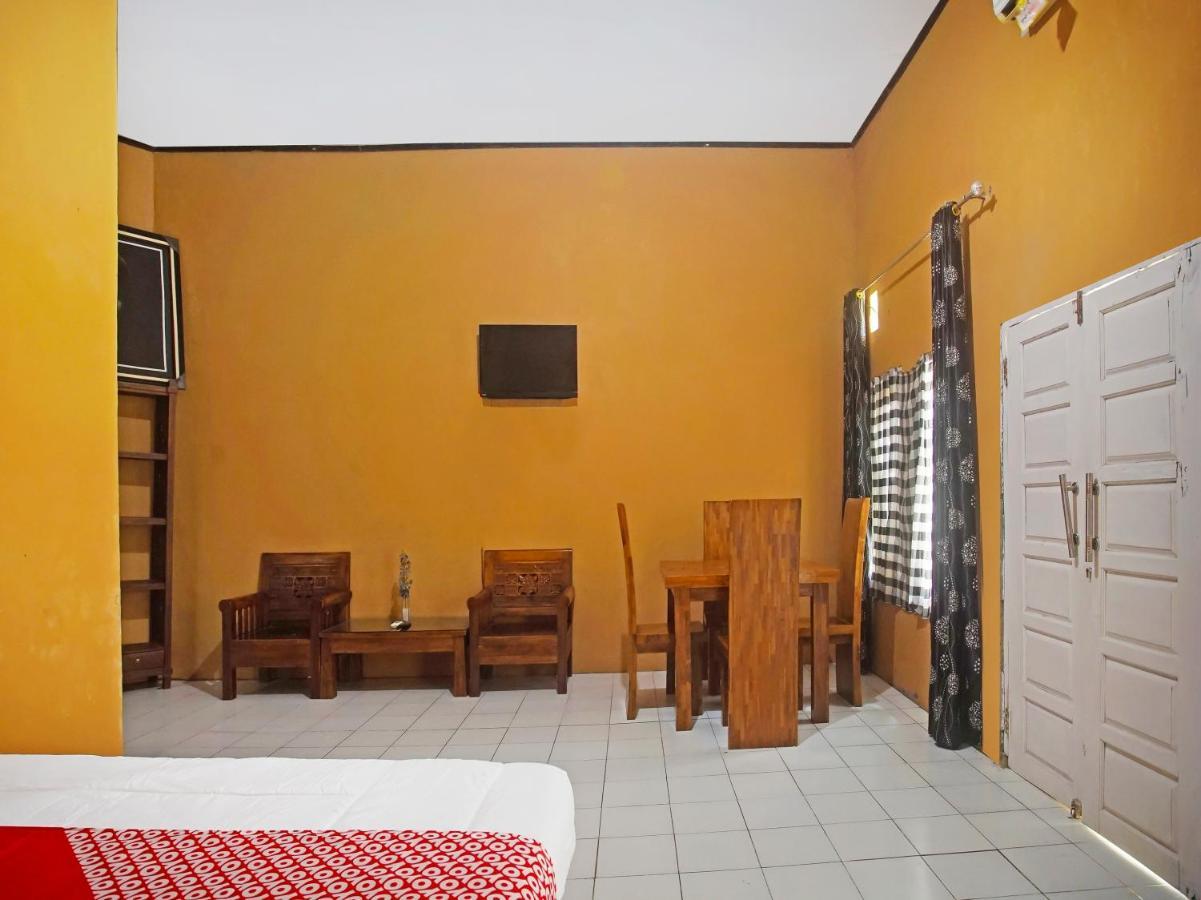 Oyo 90229 Fidel Caestro Homestay Kotadalem ภายนอก รูปภาพ