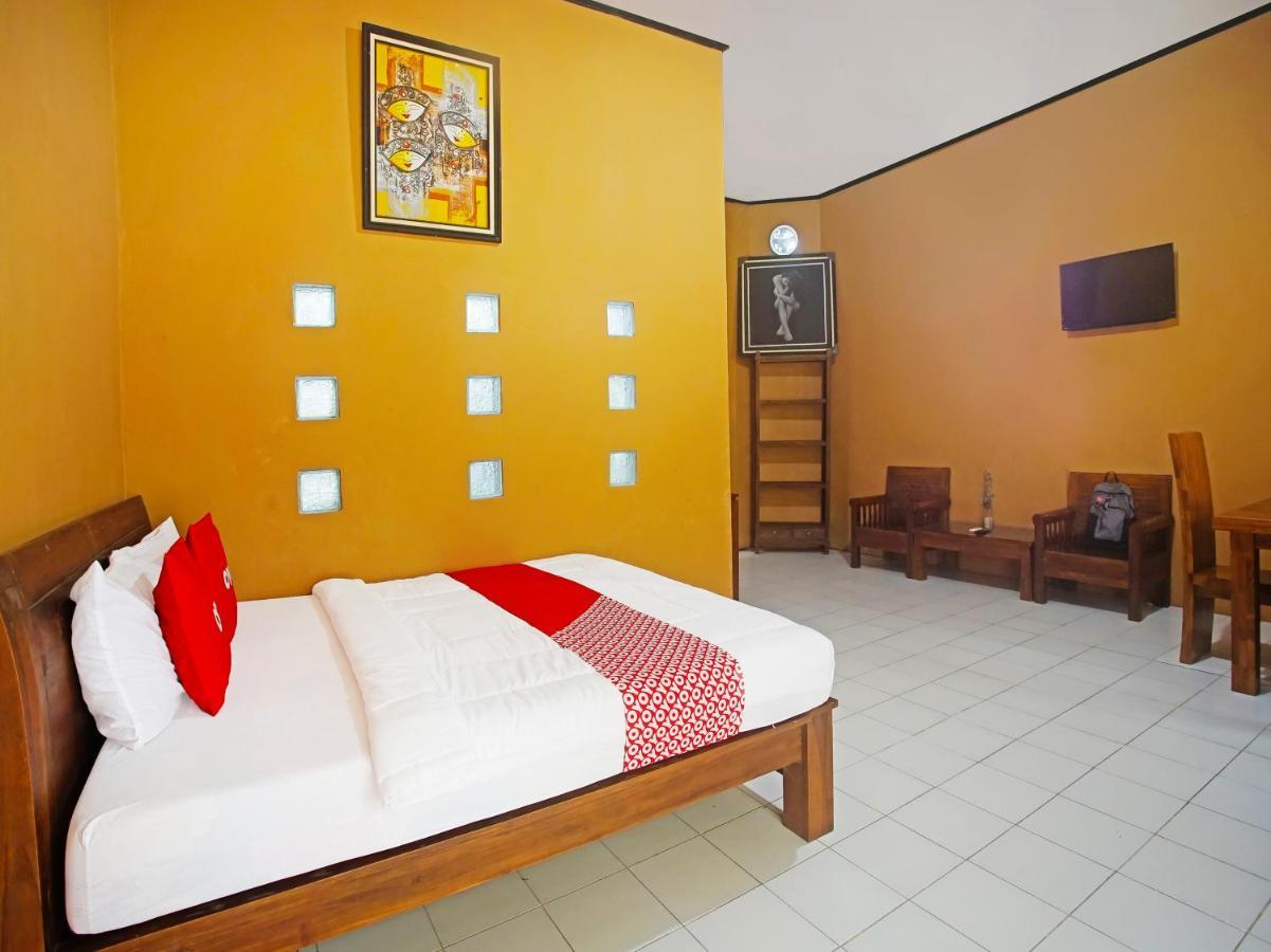 Oyo 90229 Fidel Caestro Homestay Kotadalem ภายนอก รูปภาพ